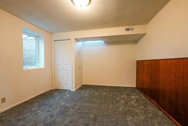 509 W 13th Ave, El Dorado, KS 67042