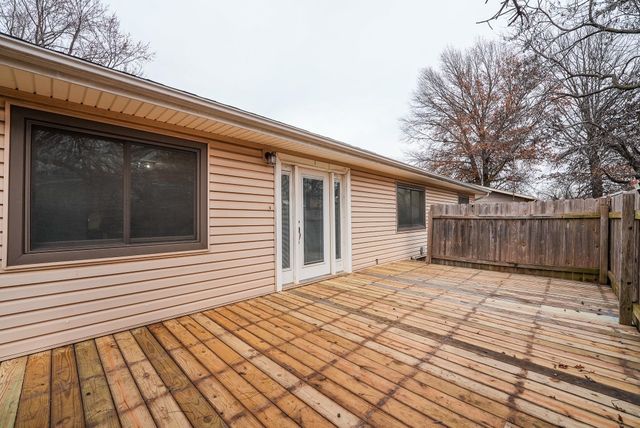 509 W 13th Ave, El Dorado, KS 67042