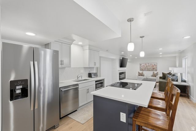 10328 S YELLOW KNIFE WAY, South Jordan, UT 84009