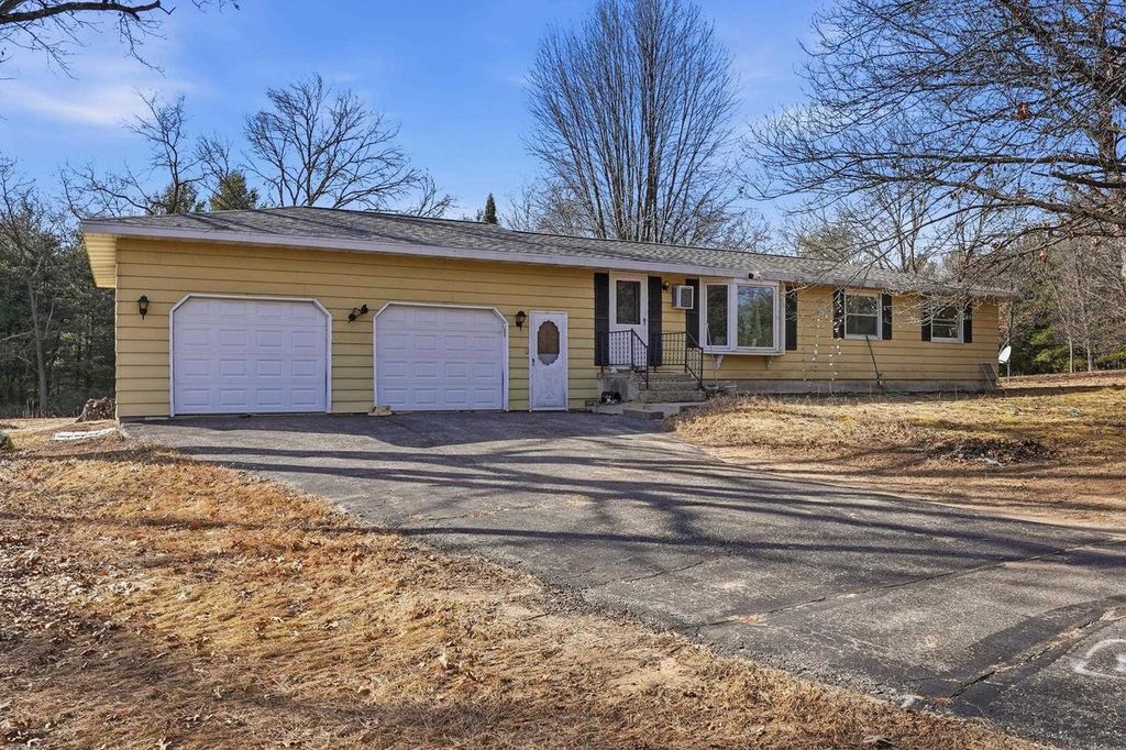 N4667 County Road A, Oxford, WI 53952