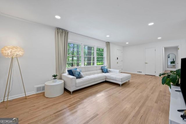 2238 Pinecliff Drive NE, Atlanta, GA 30345