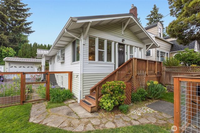 6533 20th Avenue NE, Seattle, WA 98115