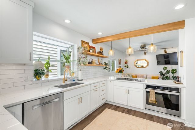 6533 20th Avenue NE, Seattle, WA 98115
