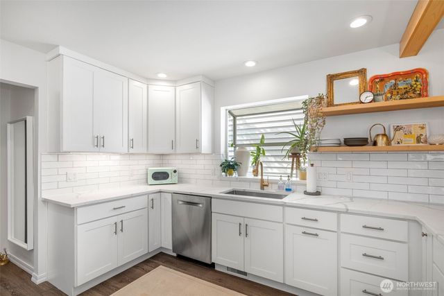 6533 20th Avenue NE, Seattle, WA 98115