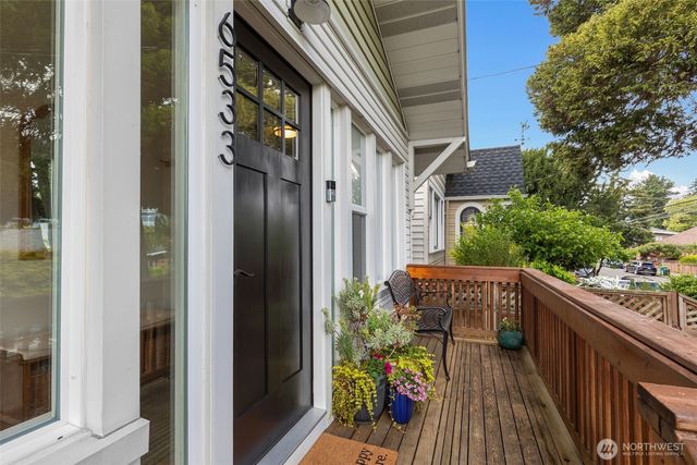 6533 20th Avenue NE, Seattle, WA 98115