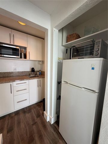 700 Biltmore Way 1216, Coral Gables, FL 33134