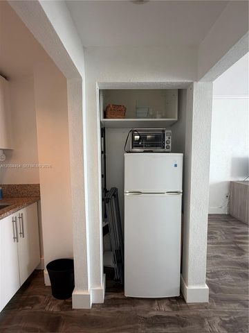700 Biltmore Way 1216, Coral Gables, FL 33134