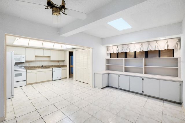 14225 CYPRESS CIRCLE 14225, Tampa, FL 33618