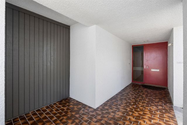 14225 CYPRESS CIRCLE 14225, Tampa, FL 33618