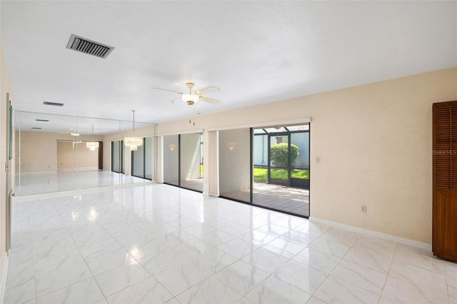 14225 CYPRESS CIRCLE 14225, Tampa, FL 33618