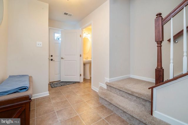 7676 TIMBERCROSS LN, Glen Burnie, MD 21060