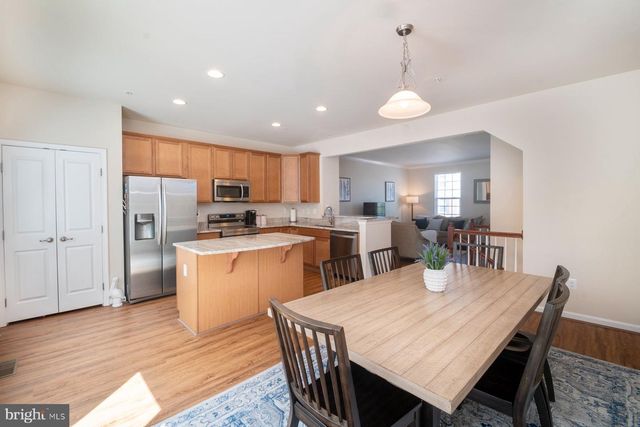 7676 TIMBERCROSS LN, Glen Burnie, MD 21060