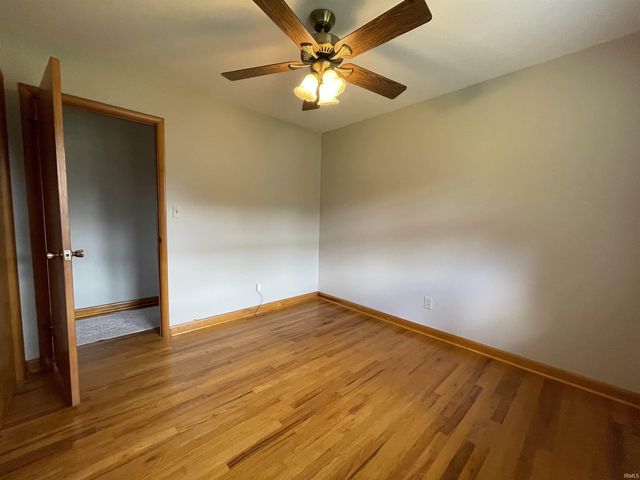 8600 Vann Road, Newburgh, IN 47630