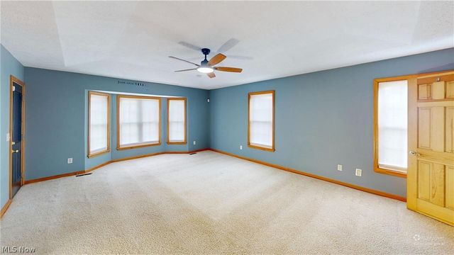 1950 Sams Creek Road, Mineral Wells, WV 26150