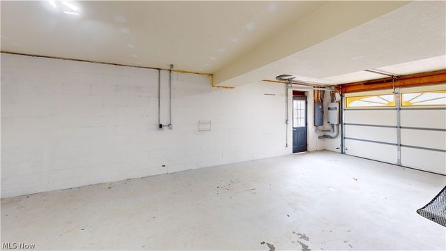 1950 Sams Creek Road, Mineral Wells, WV 26150