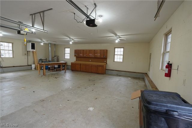 1950 Sams Creek Road, Mineral Wells, WV 26150