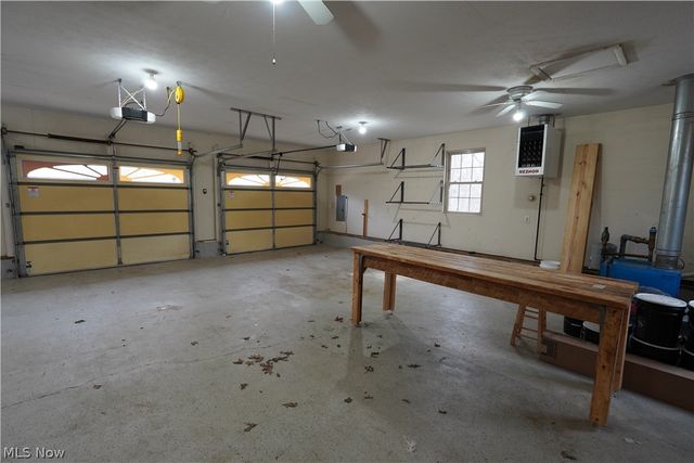 1950 Sams Creek Road, Mineral Wells, WV 26150