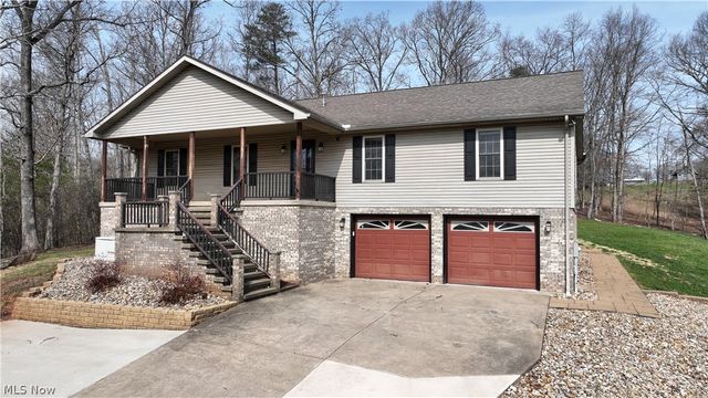 1950 Sams Creek Road, Mineral Wells, WV 26150