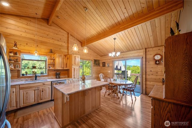 2132 W 8th Street, Bucoda, WA 98530