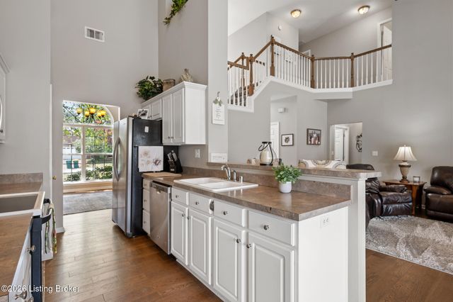 16513 Taunton Vale Rd, Louisville, KY 40245