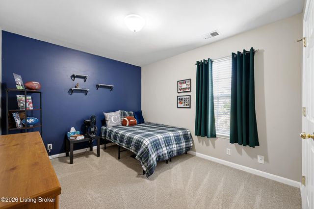 16513 Taunton Vale Rd, Louisville, KY 40245