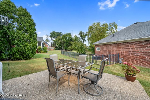 16513 Taunton Vale Rd, Louisville, KY 40245