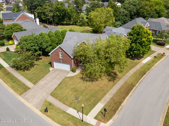 16513 Taunton Vale Rd, Louisville, KY 40245