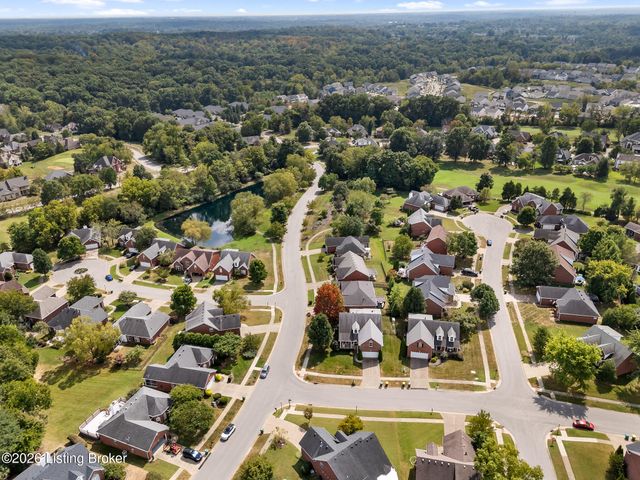 16513 Taunton Vale Rd, Louisville, KY 40245