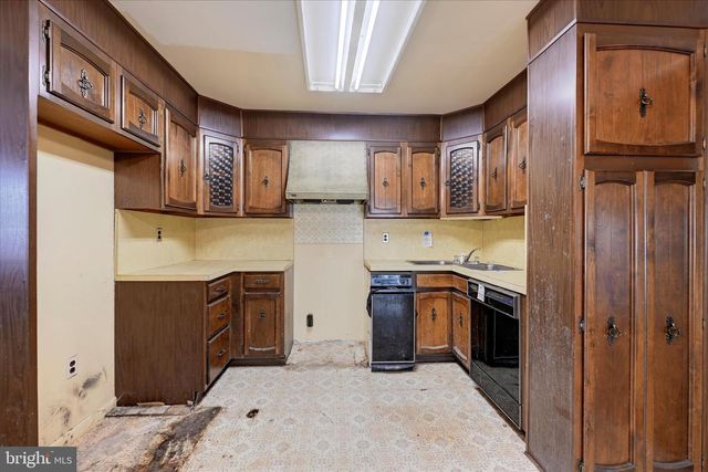 4302 MANORWOOD DR, Glen Arm, MD 21057