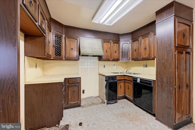 4302 MANORWOOD DR, Glen Arm, MD 21057