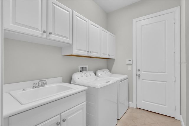 4908 GRAND BANKS DRIVE, Wimauma, FL 33598