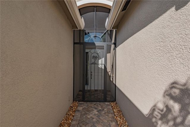 4908 GRAND BANKS DRIVE, Wimauma, FL 33598