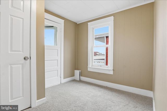 718 YORK ST, York, PA 17403