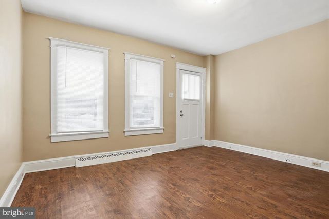 718 YORK ST, York, PA 17403