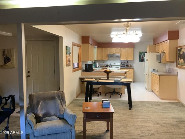 301 N BOWIE Avenue, Willcox, AZ 85643