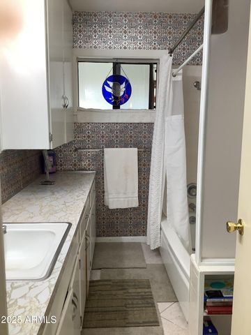 301 N BOWIE Avenue, Willcox, AZ 85643