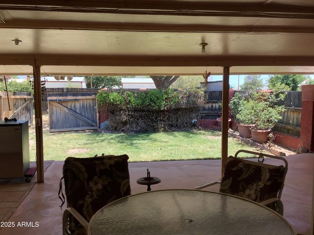 301 N BOWIE Avenue, Willcox, AZ 85643