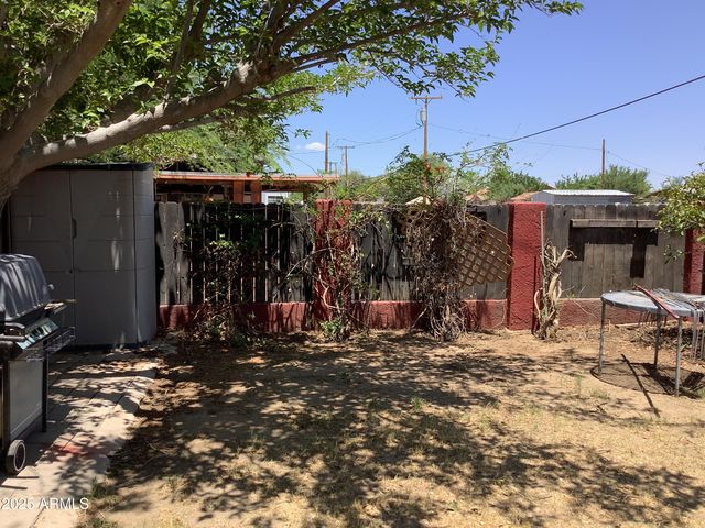 301 N BOWIE Avenue, Willcox, AZ 85643