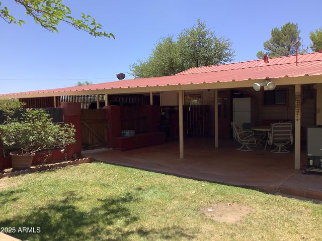 301 N BOWIE Avenue, Willcox, AZ 85643