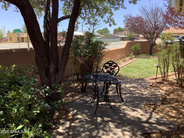 301 N BOWIE Avenue, Willcox, AZ 85643