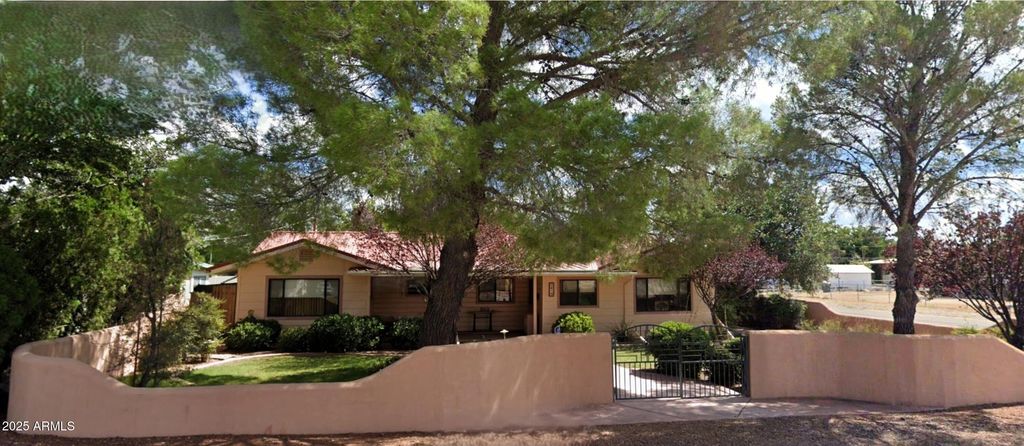 301 N BOWIE Avenue, Willcox, AZ 85643