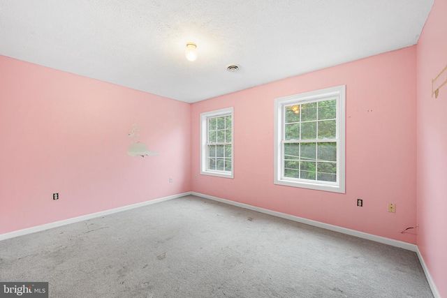 313 LOWER LAKEVIEW DR, East Stroudsburg, PA 18302
