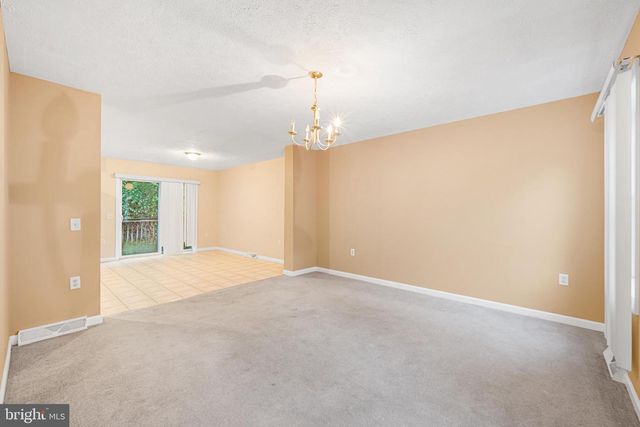 313 LOWER LAKEVIEW DR, East Stroudsburg, PA 18302