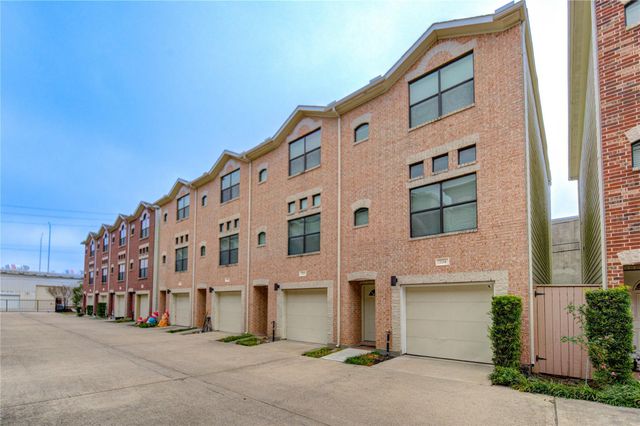 11315 Main Street 204, Houston, TX 77025
