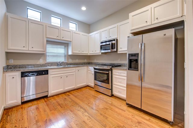 11315 Main Street 204, Houston, TX 77025