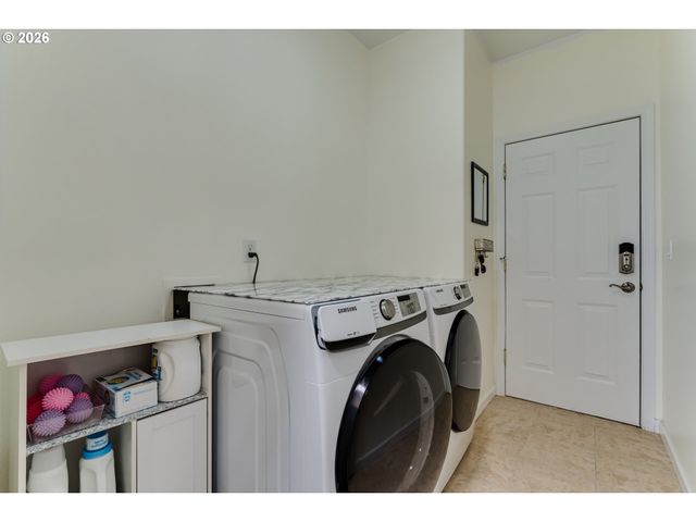 5398 DONOHOE Ave, Eugene, OR 97402