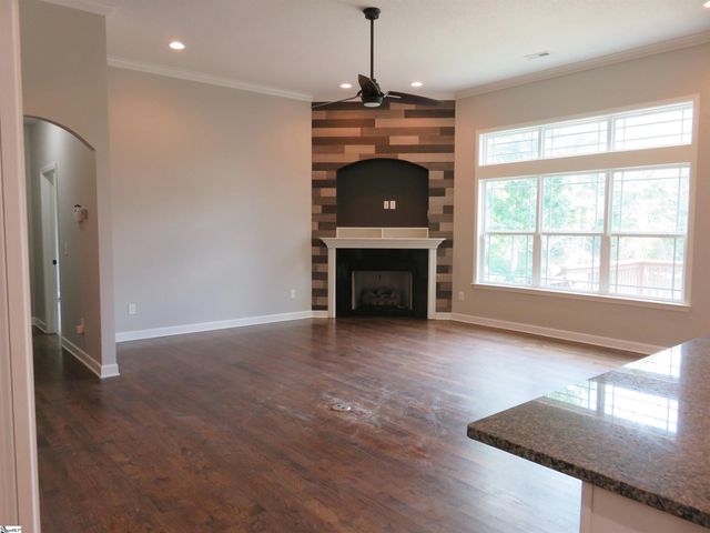 73 Lebanon Court, Greer, SC 29651