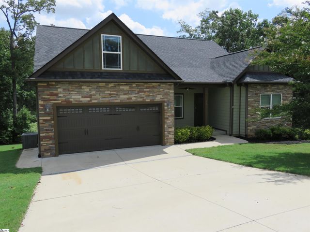73 Lebanon Court, Greer, SC 29651