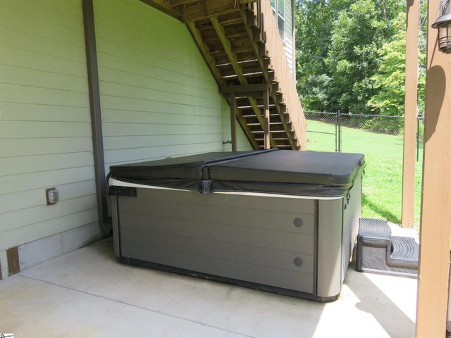 73 Lebanon Court, Greer, SC 29651