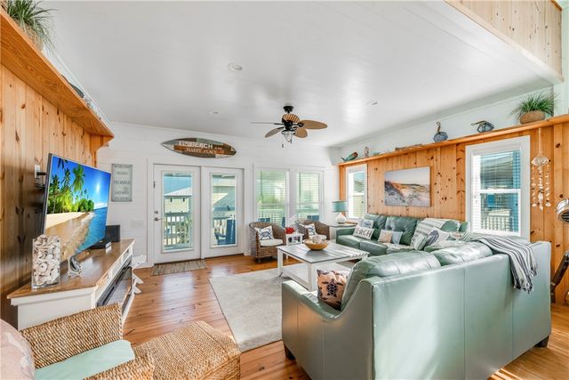 2525 S 11th St 47, Port Aransas, TX 78373